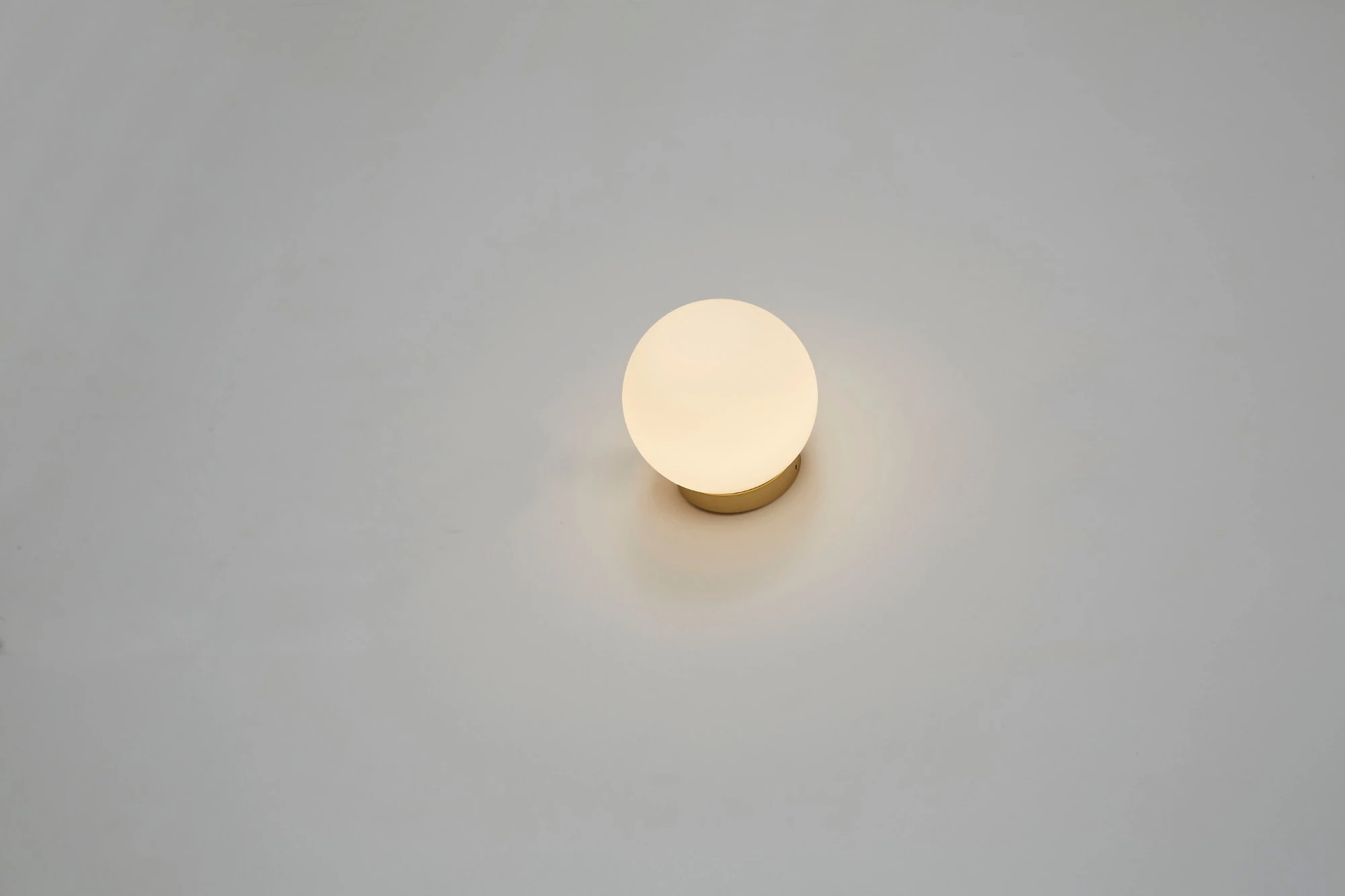 Gold Luna Wall Light (QN 38278-384) — view 2