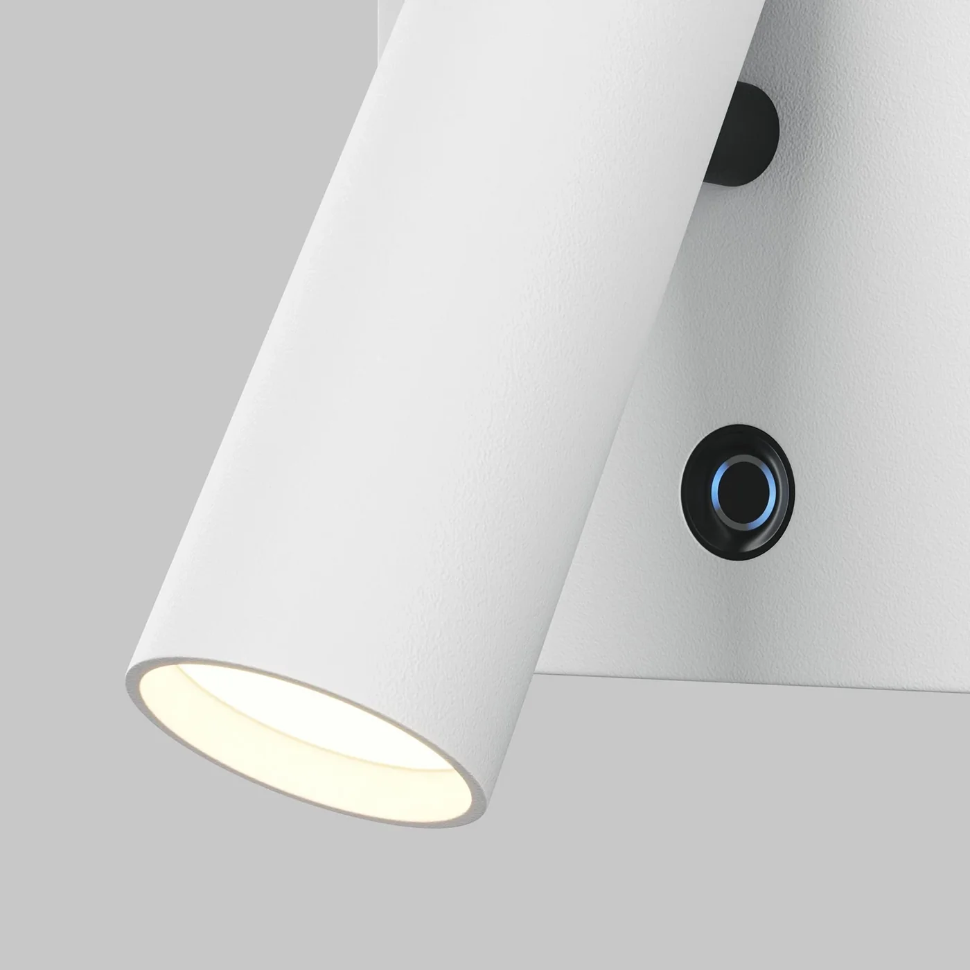 White Dock Reading Light (QN 38421-437) — view 3