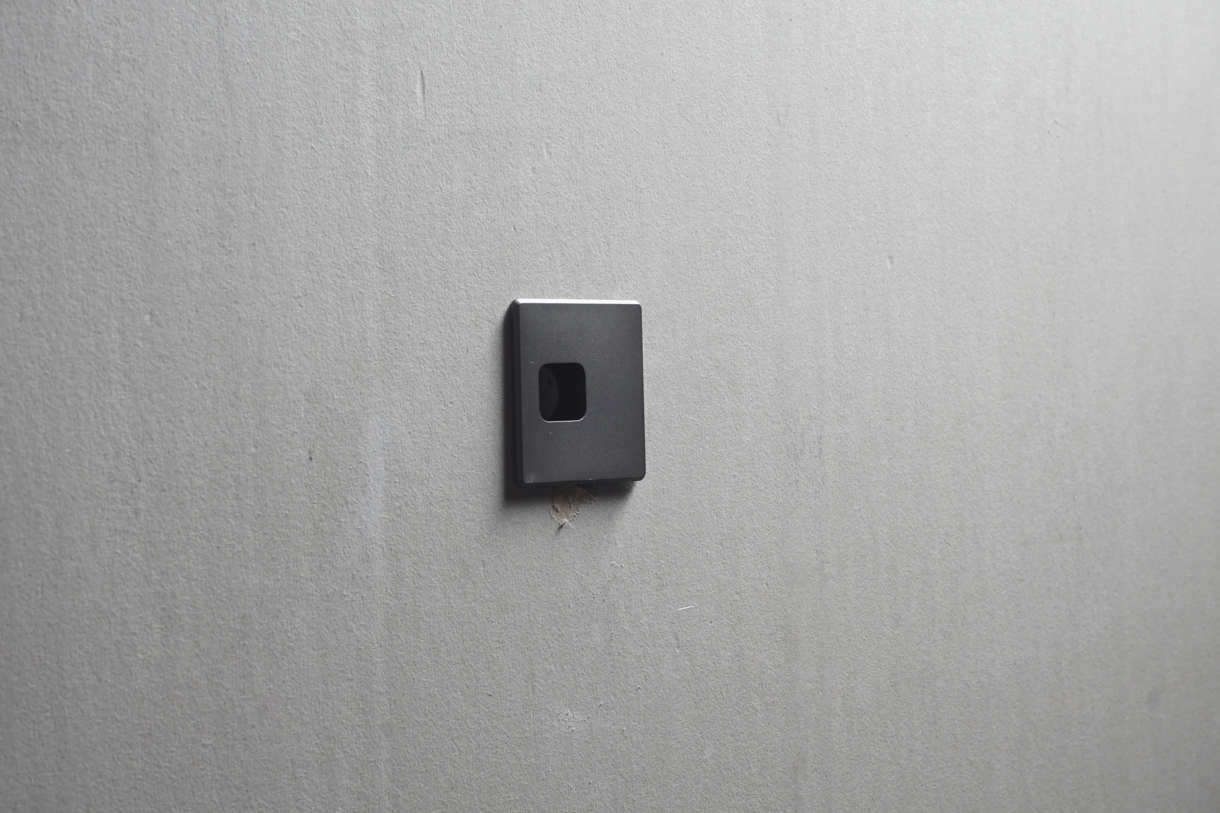 Black Notch Step Light (QN 38392-401) — view 3