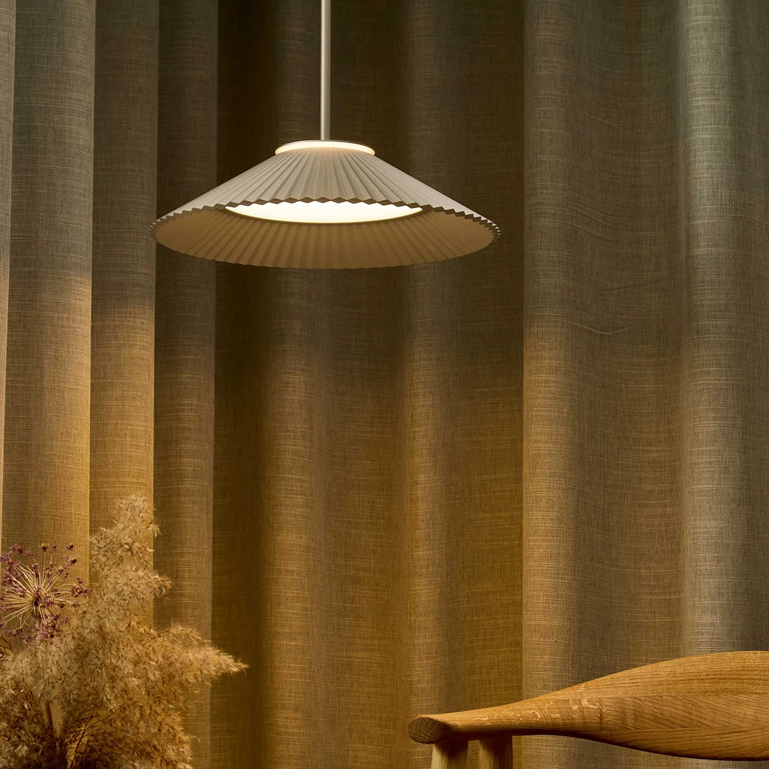 Ivory Plisse Pendant Light (QN 34165-087) — view 4