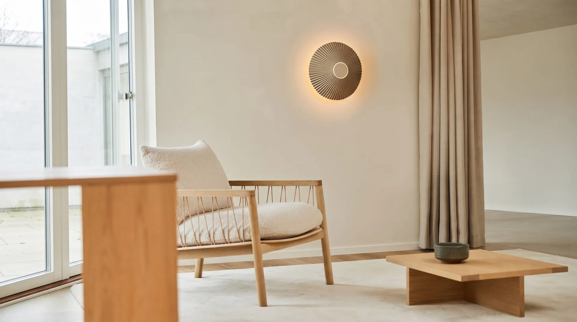 Gold Seashell Wall Light (QN 38448-442) — view 4