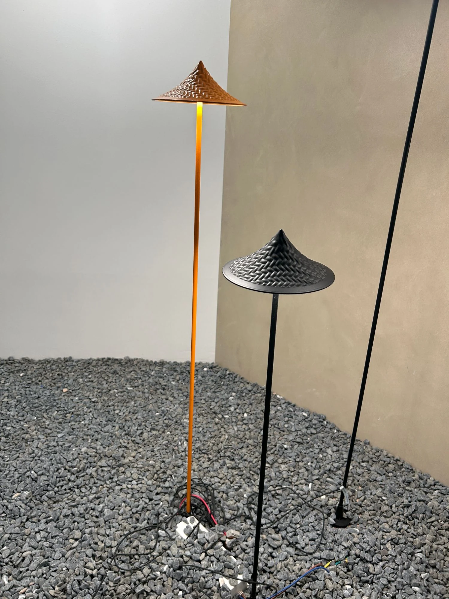 Thatch Garden Pole (QN 26253-206) — view 4