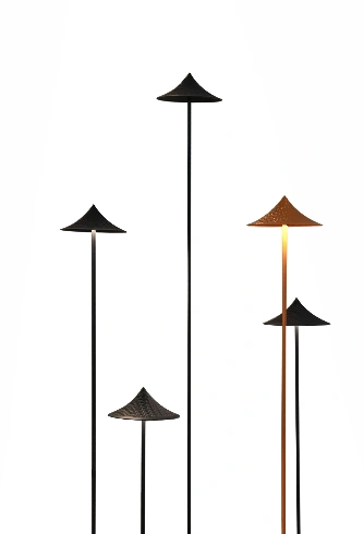 Thatch Garden Pole — Matt Black — Thatch series · Garden pole